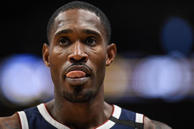 不在状态！郭艾伦正负值全队最低 昨日仍阳性